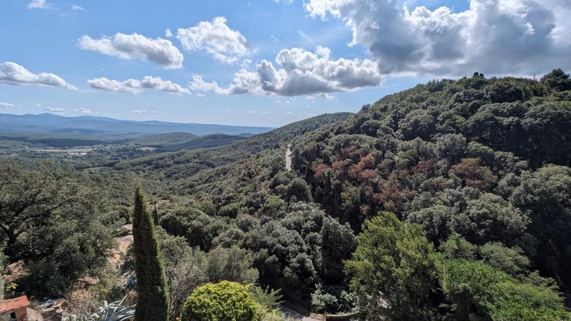 Affittacamere Hotel Il Palazzo, Le Fornaci Sassetta