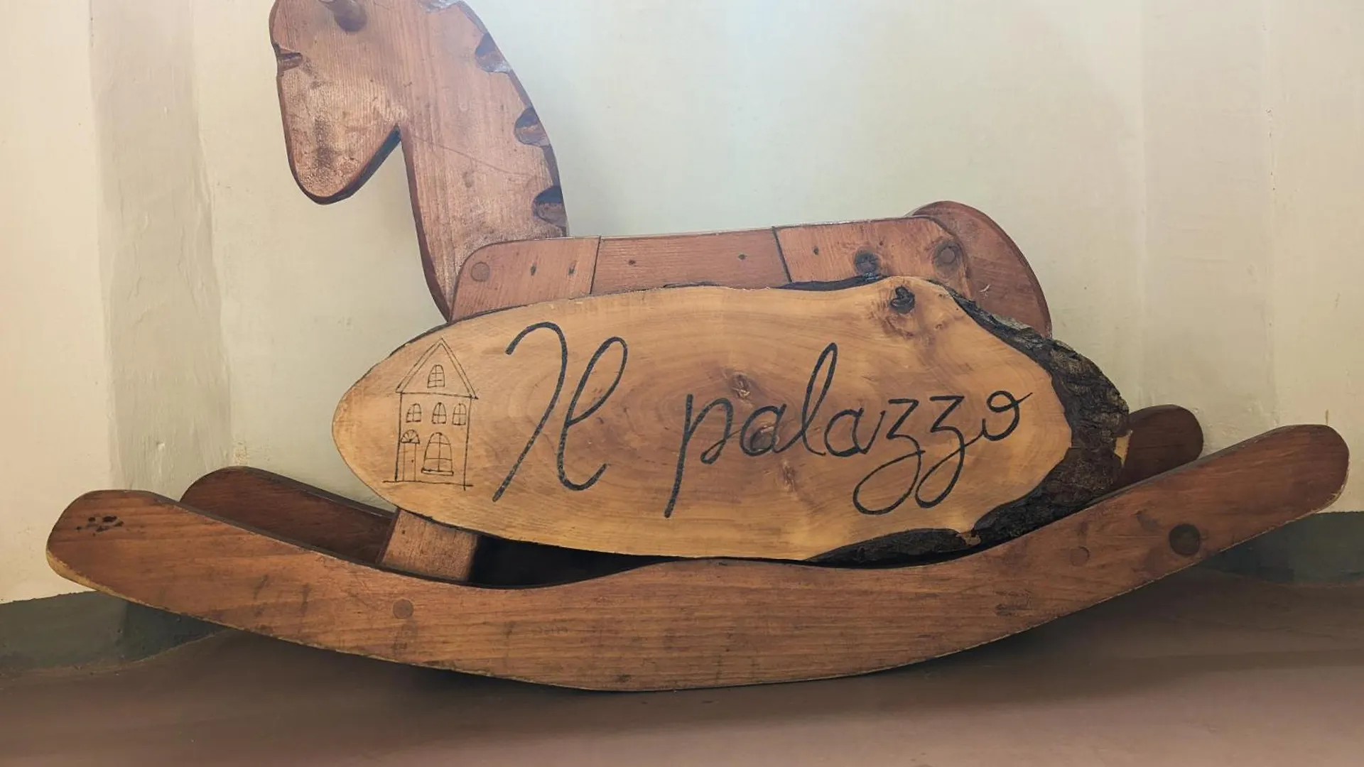 Affittacamere Hotel Il Palazzo, Le Fornaci Sassetta Italia